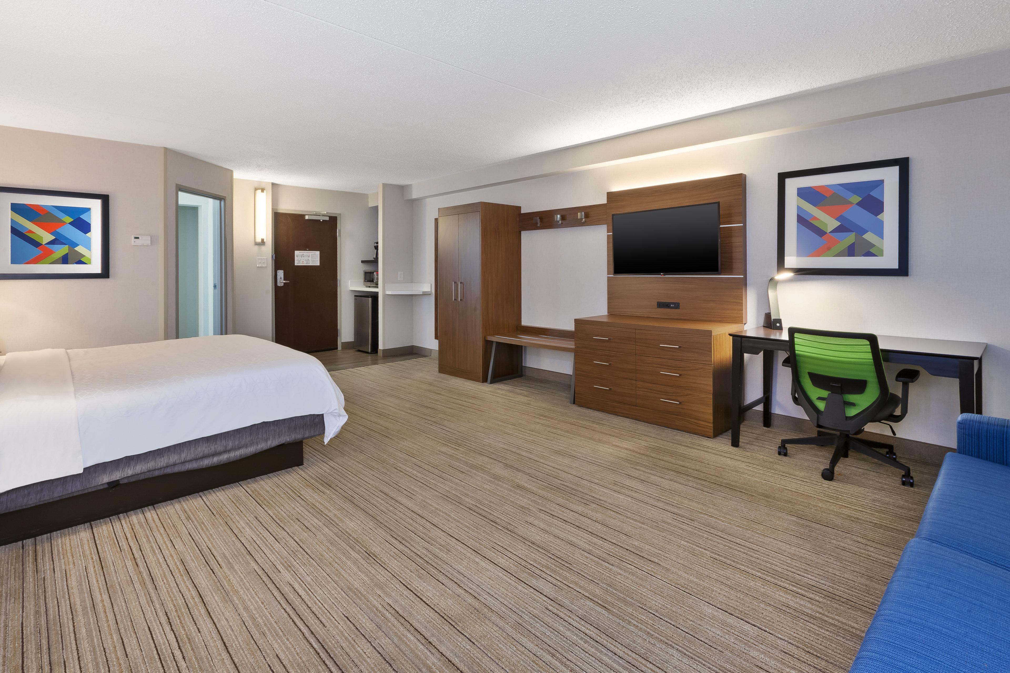 Holiday Inn Express - Waldorf By Ihg Exterior photo